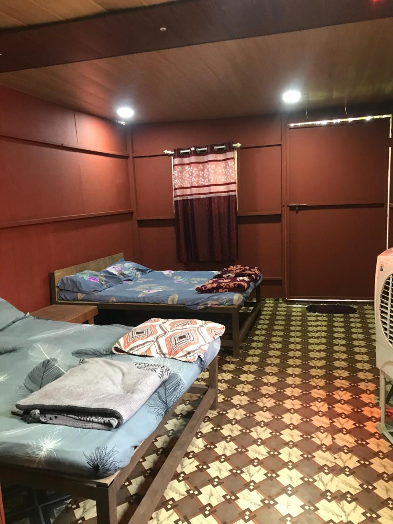 Ingawale Farmhouse サーターラー エクステリア 写真